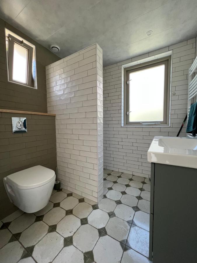 Wellness Huisje 52 Ewijk ภายนอก รูปภาพ